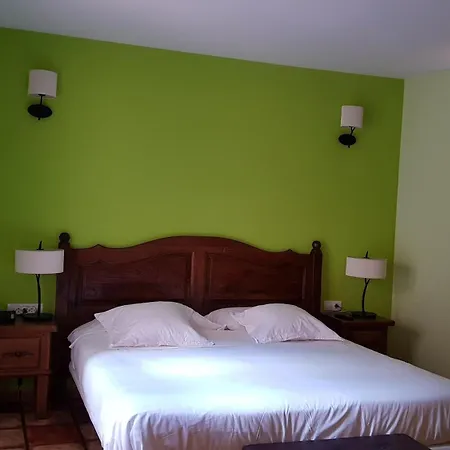 Abadias San Felices de los Gallegos