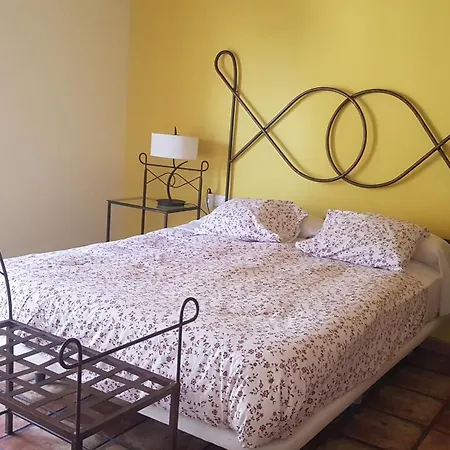 Abadias Bed & Breakfast San Felices (Soria)