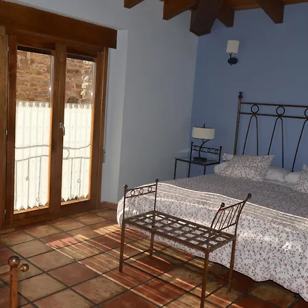 Abadias San Felices de los Gallegos