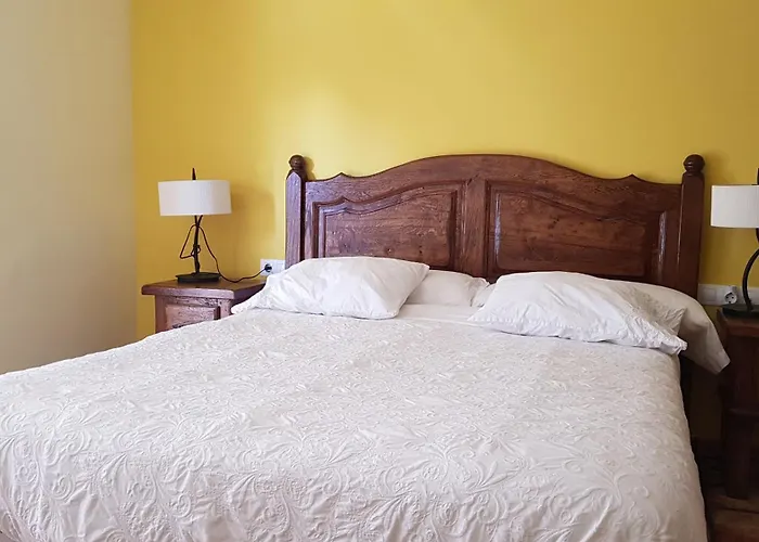 Abadías Bed and breakfast