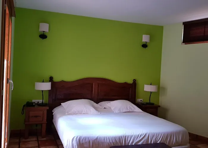 Abadías San Felices de los Gallegos