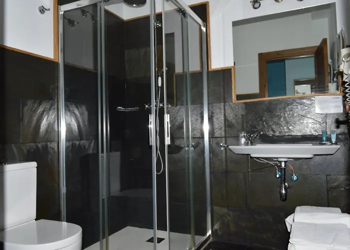 Abadías San Felices de los Gallegos