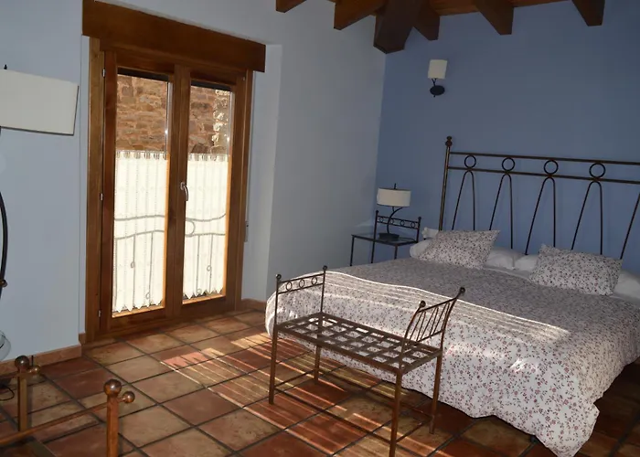 Abadías San Felices de los Gallegos